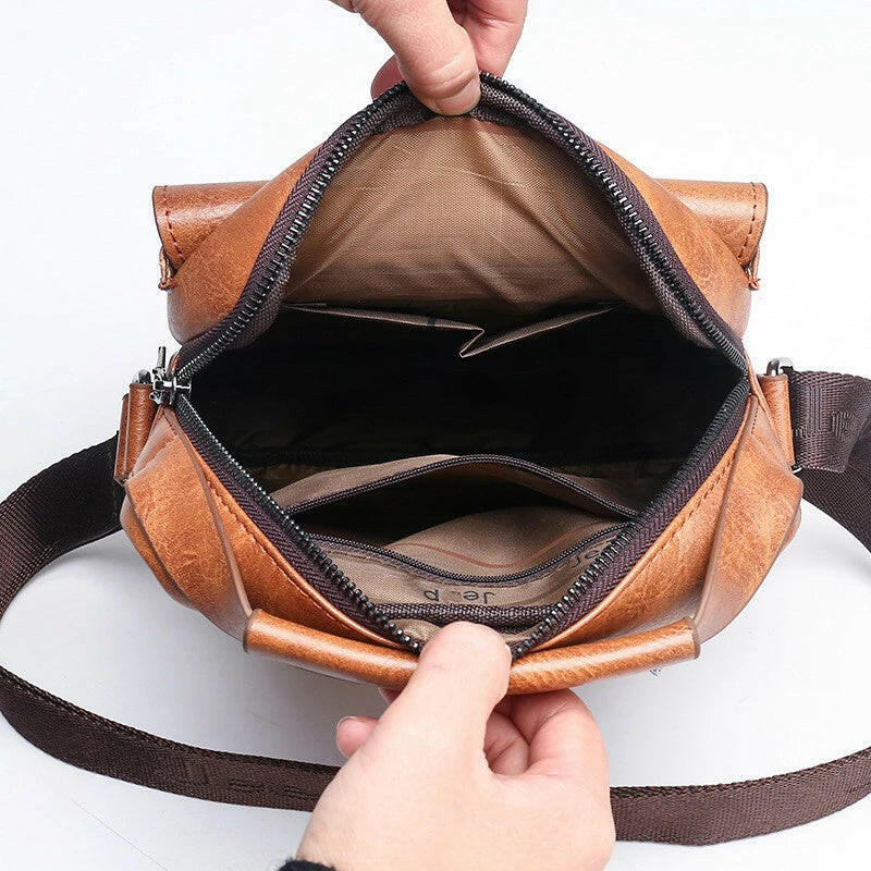 Men's retro large capacity handbag messenger bag