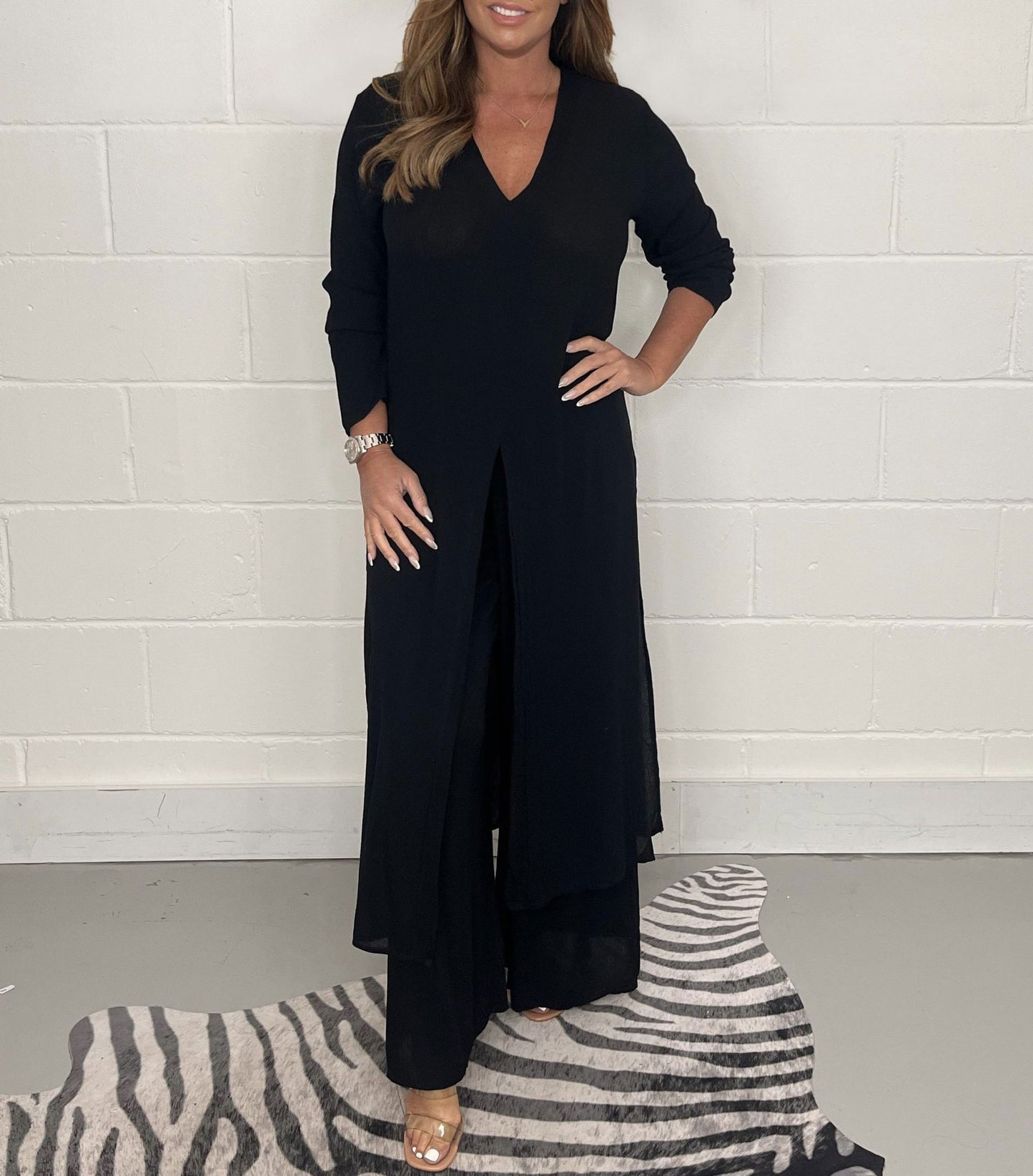 🔥HOT SALE | V-neck Slit Casual Two-piece Set Fashion Trends