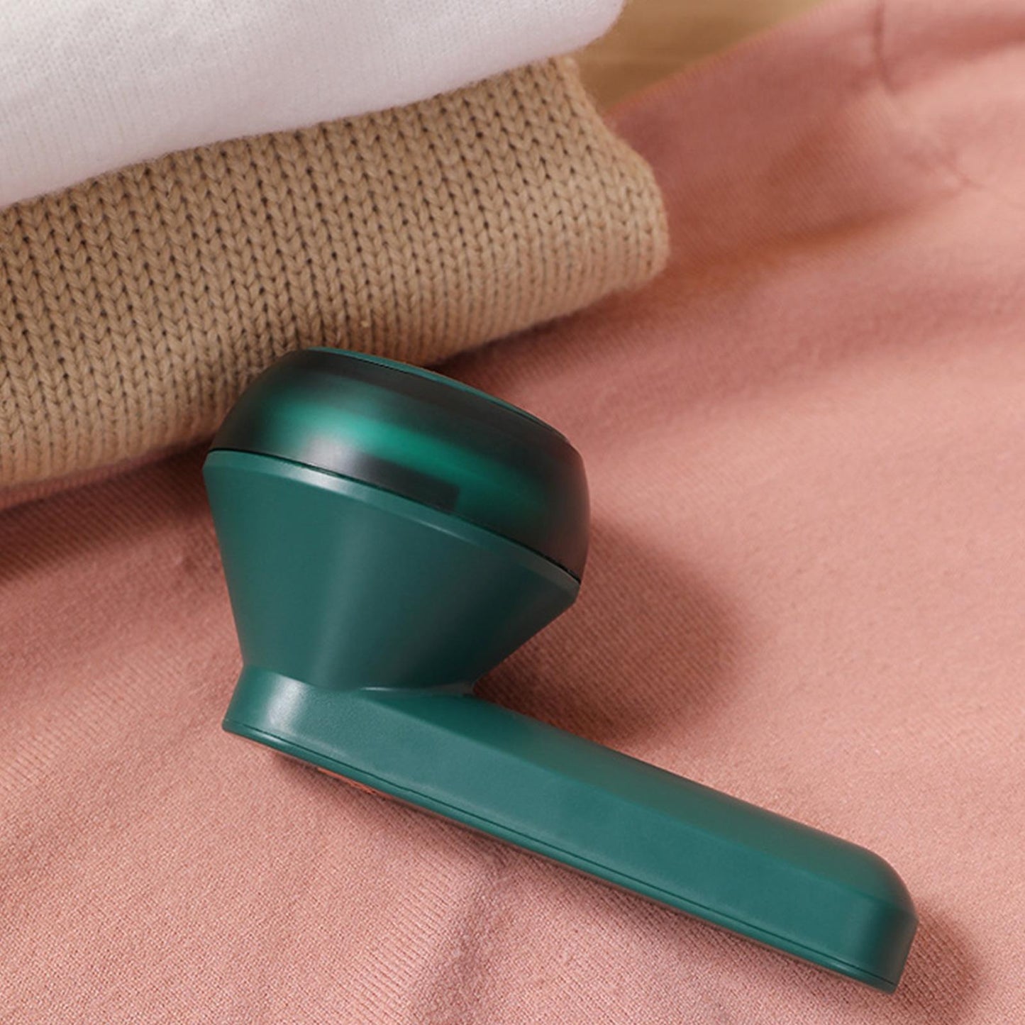 🌟 Revive Your Clothes | Electric Lint Remover
