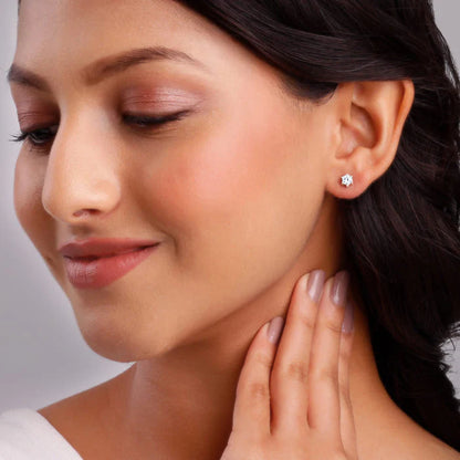 【💫Season of Renewal】Silver Zircon Stud Earrings